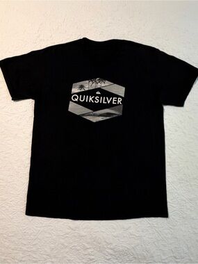 Quiksilver | Palm Tree & Surf Graphic T-Shirt | Black | Men’s Size Large